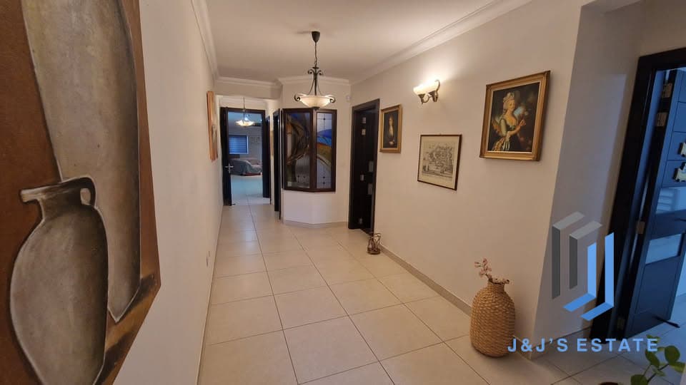 Spacious 3-Bedroom Maisonette in Attard with AC · 14