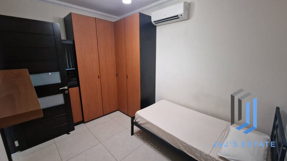 Spacious 3-Bedroom Maisonette in Attard with AC · 13