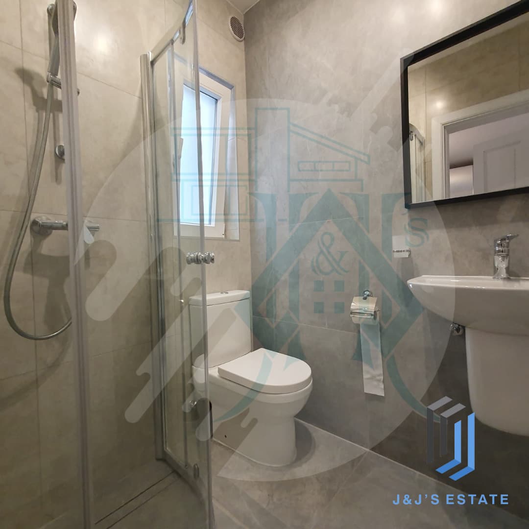 Modern 2-Bedroom Apartment in Zurrieq · 5