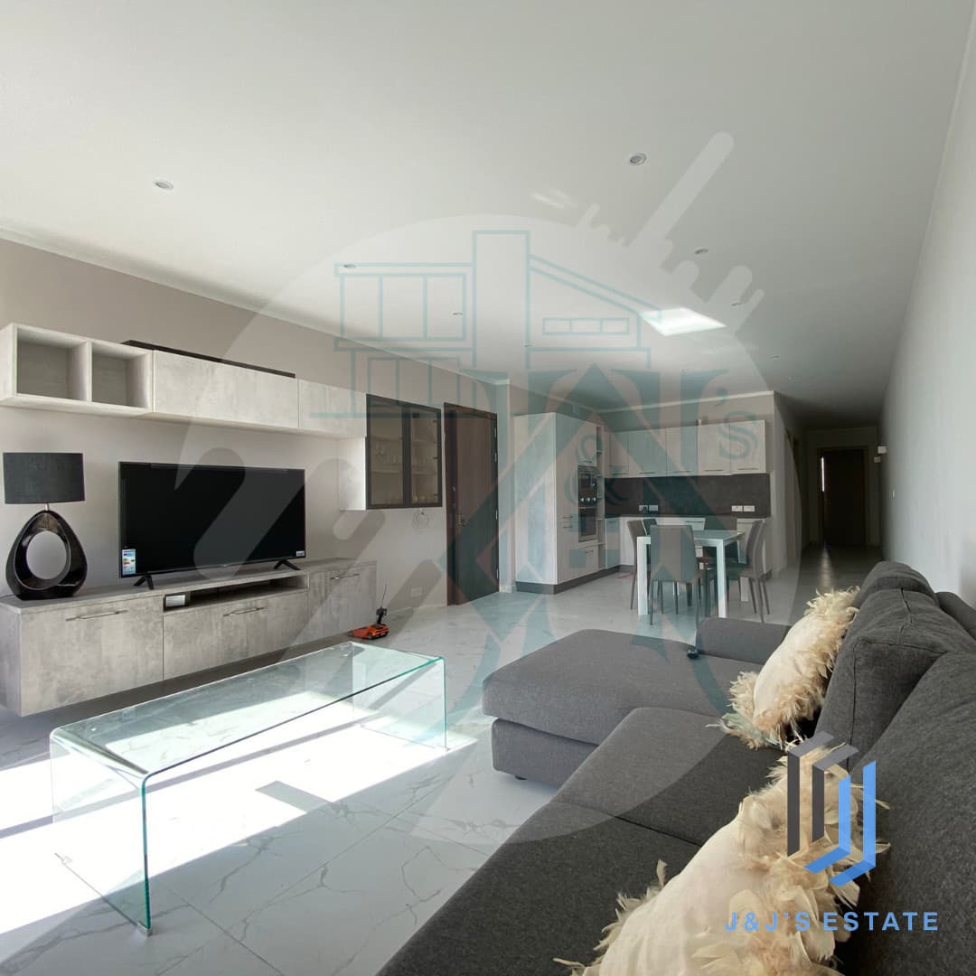 Modern 2-Bedroom Apartment in Central Iklin