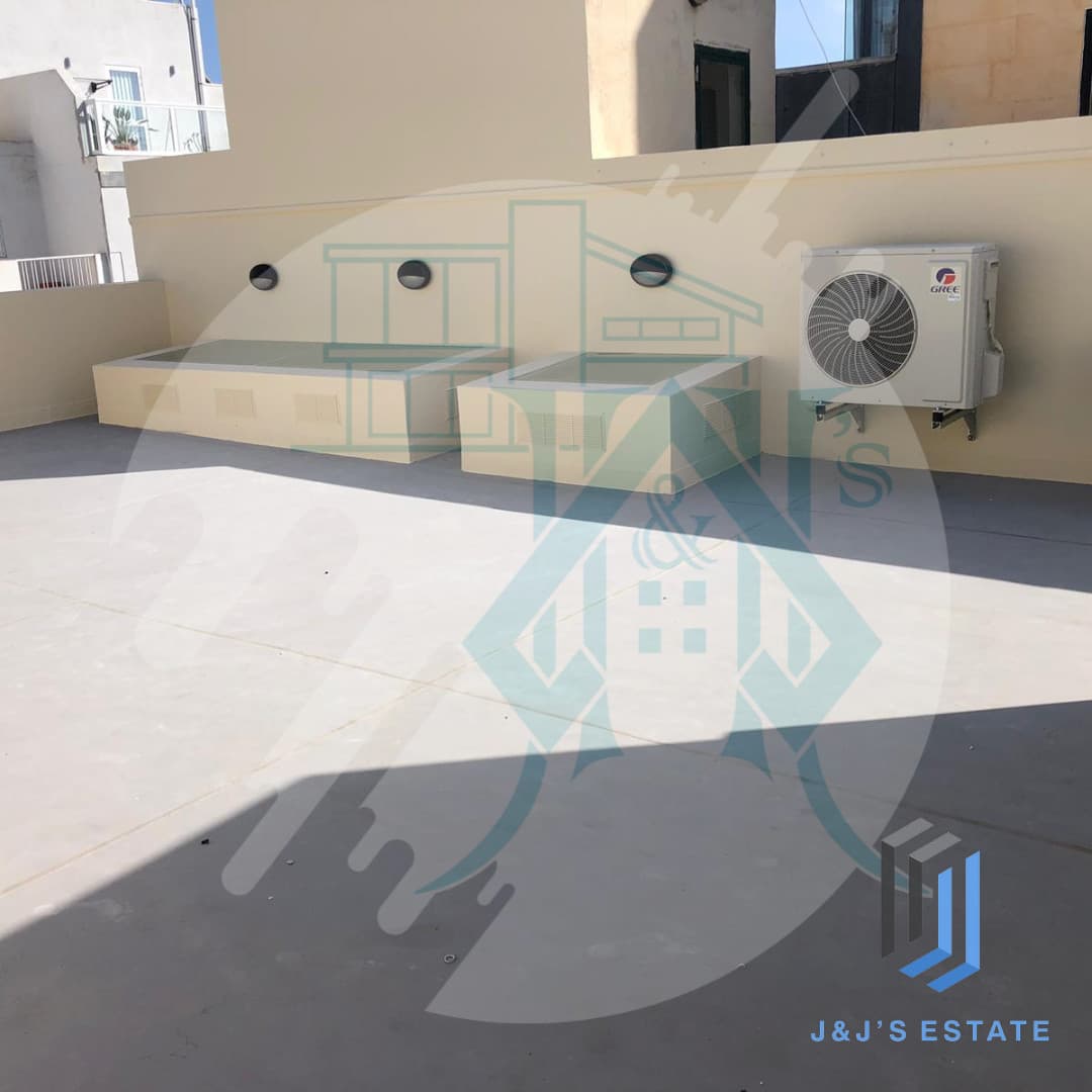 Modern 3-Bedroom Apartment in Mellieha · 4