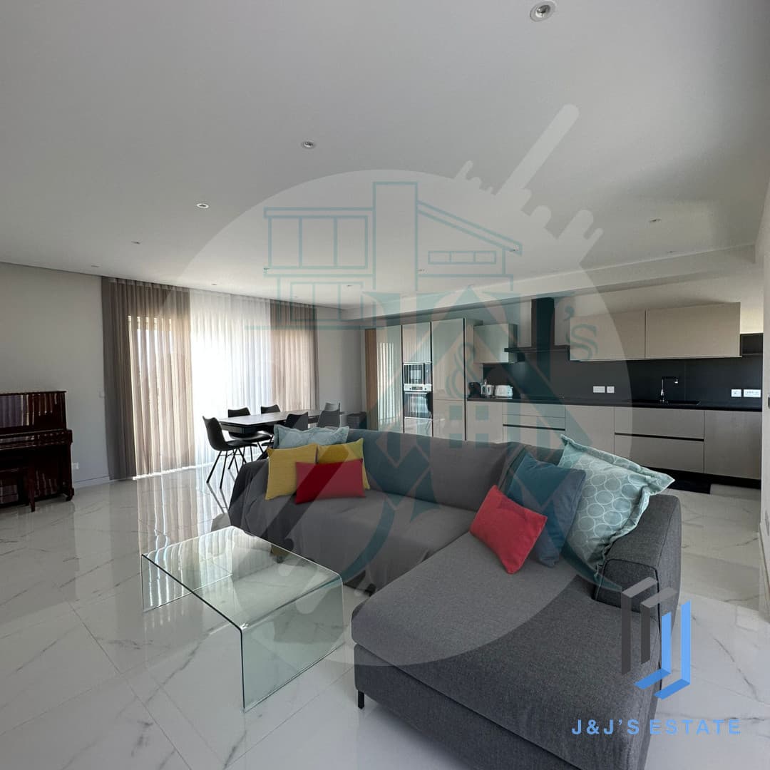 Luxurious 2-Bedroom Penthouse in Quiet Lija · 4