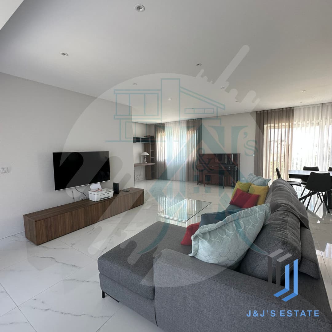 Luxurious 2-Bedroom Penthouse in Quiet Lija · 5