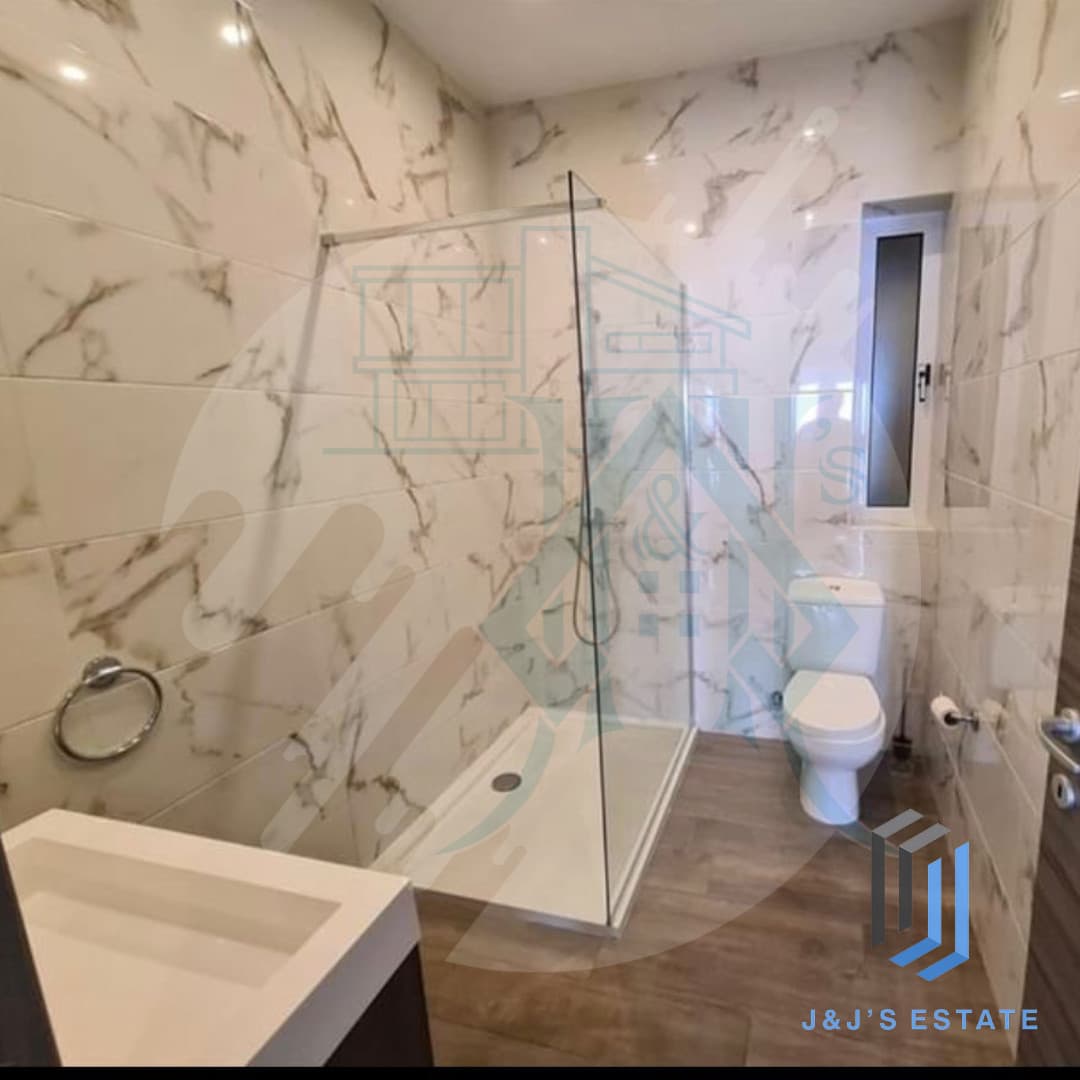 Stylish 2-Bedroom Penthouse for Rent in San Gwann · 7
