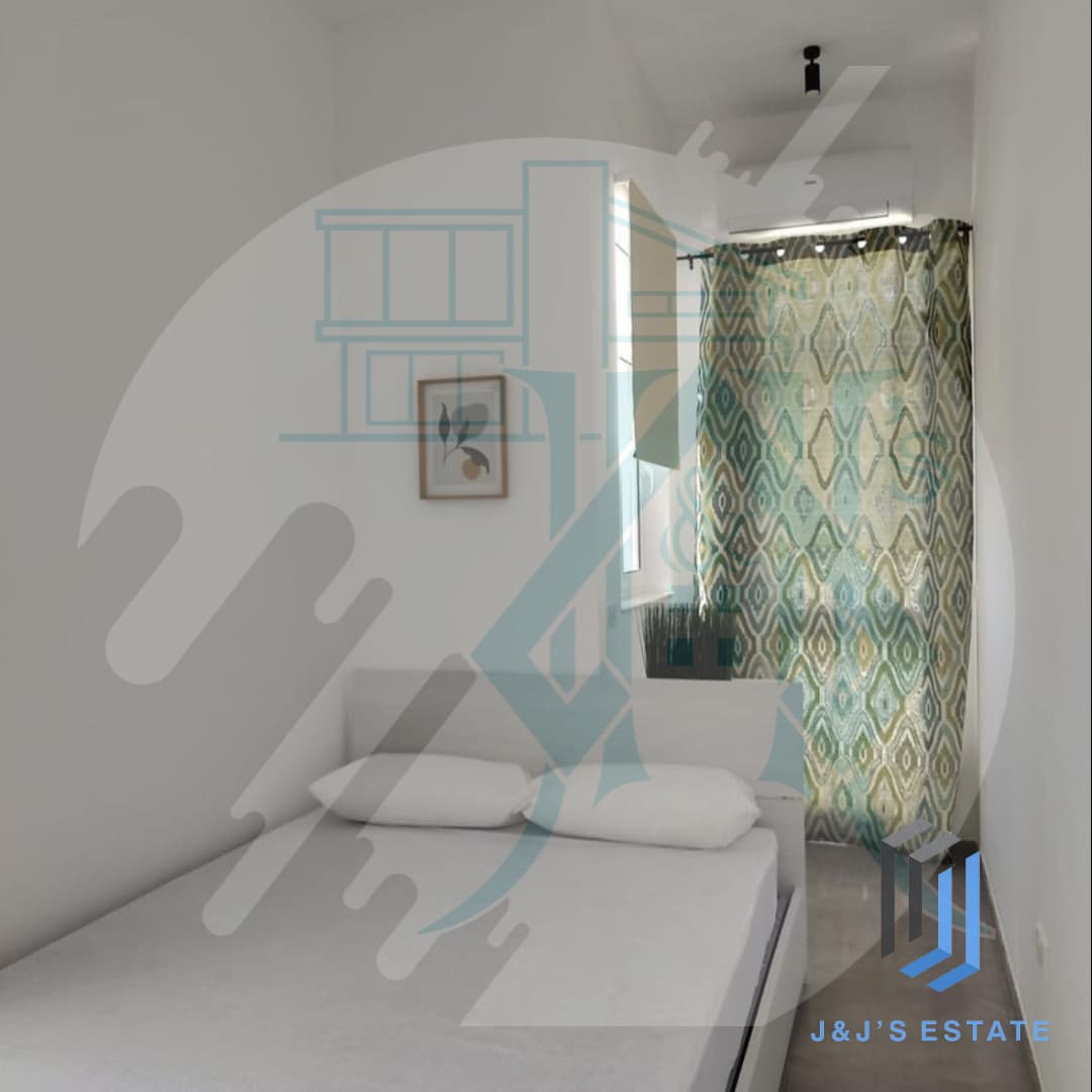 Modern 1-Bedroom Penthouse in San Paul's Bay · 5