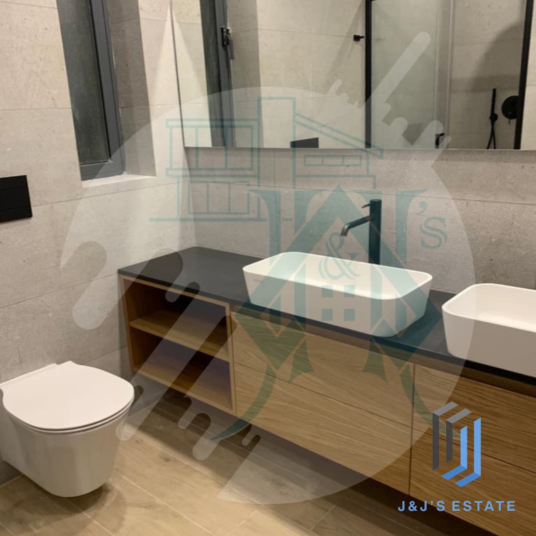 Stunning 3-Bedroom Apartment in Spinola Bay, St Julian's · 2