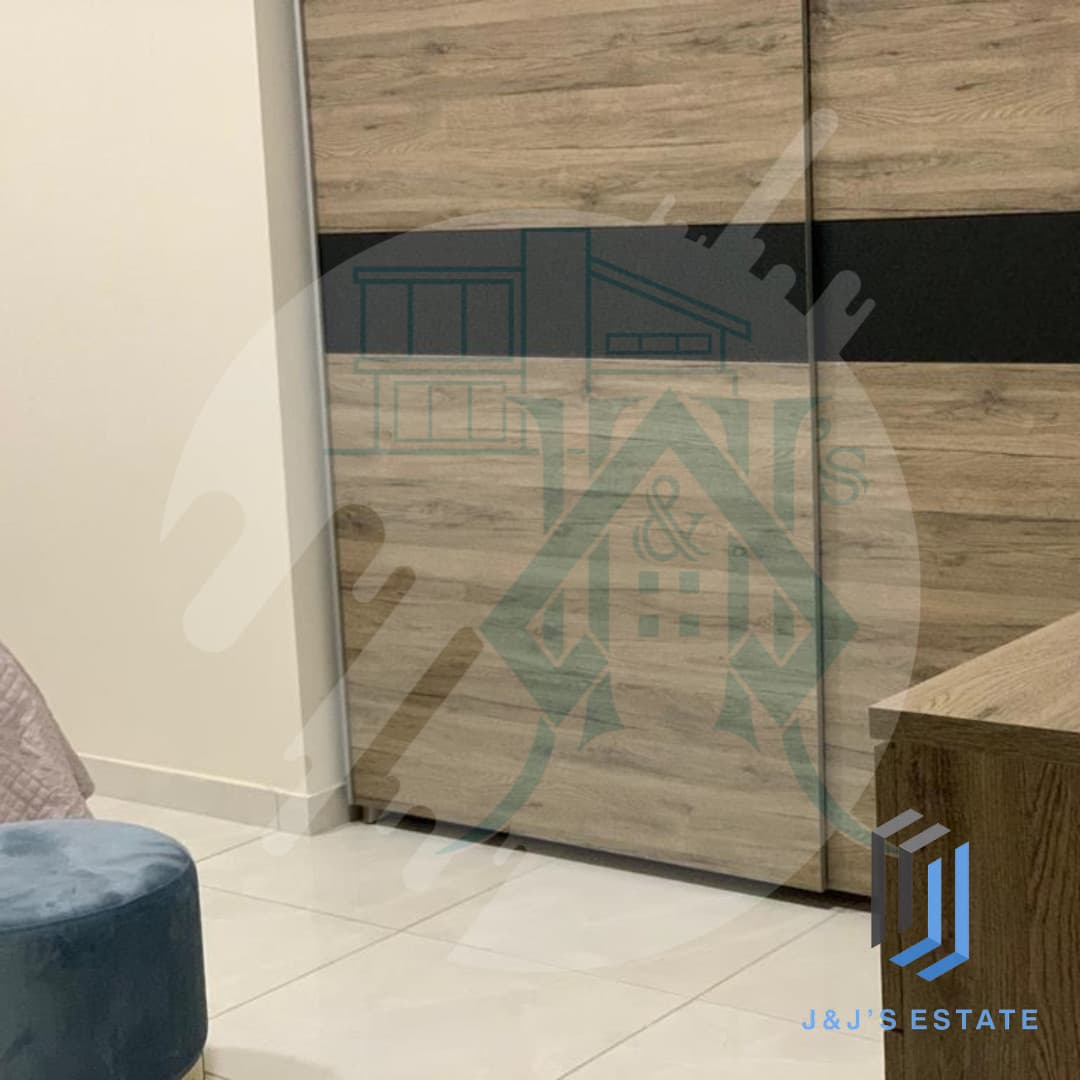 Spacious 3-Bedroom Apartment in Marsaskala · 4