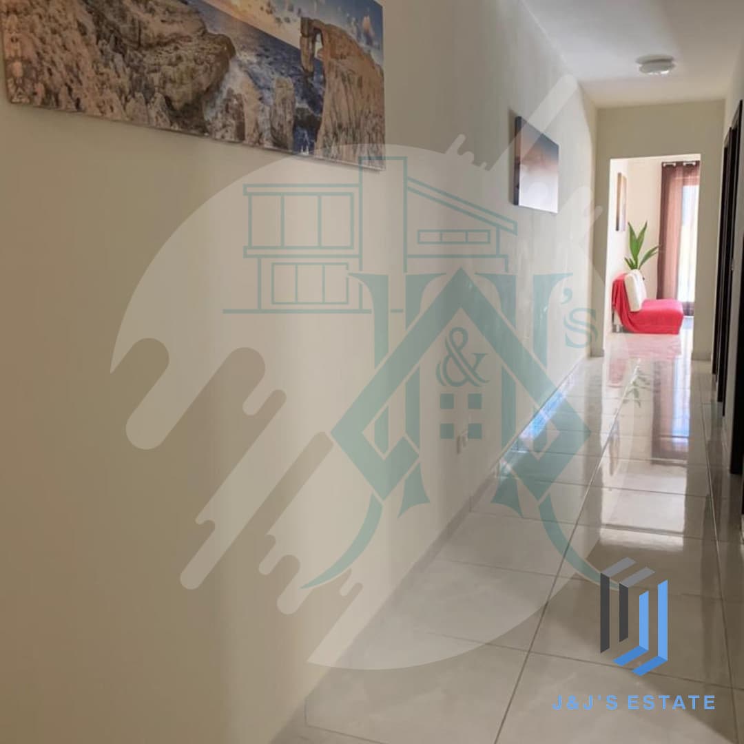 Spacious 3-Bedroom Apartment in Marsaskala · 5