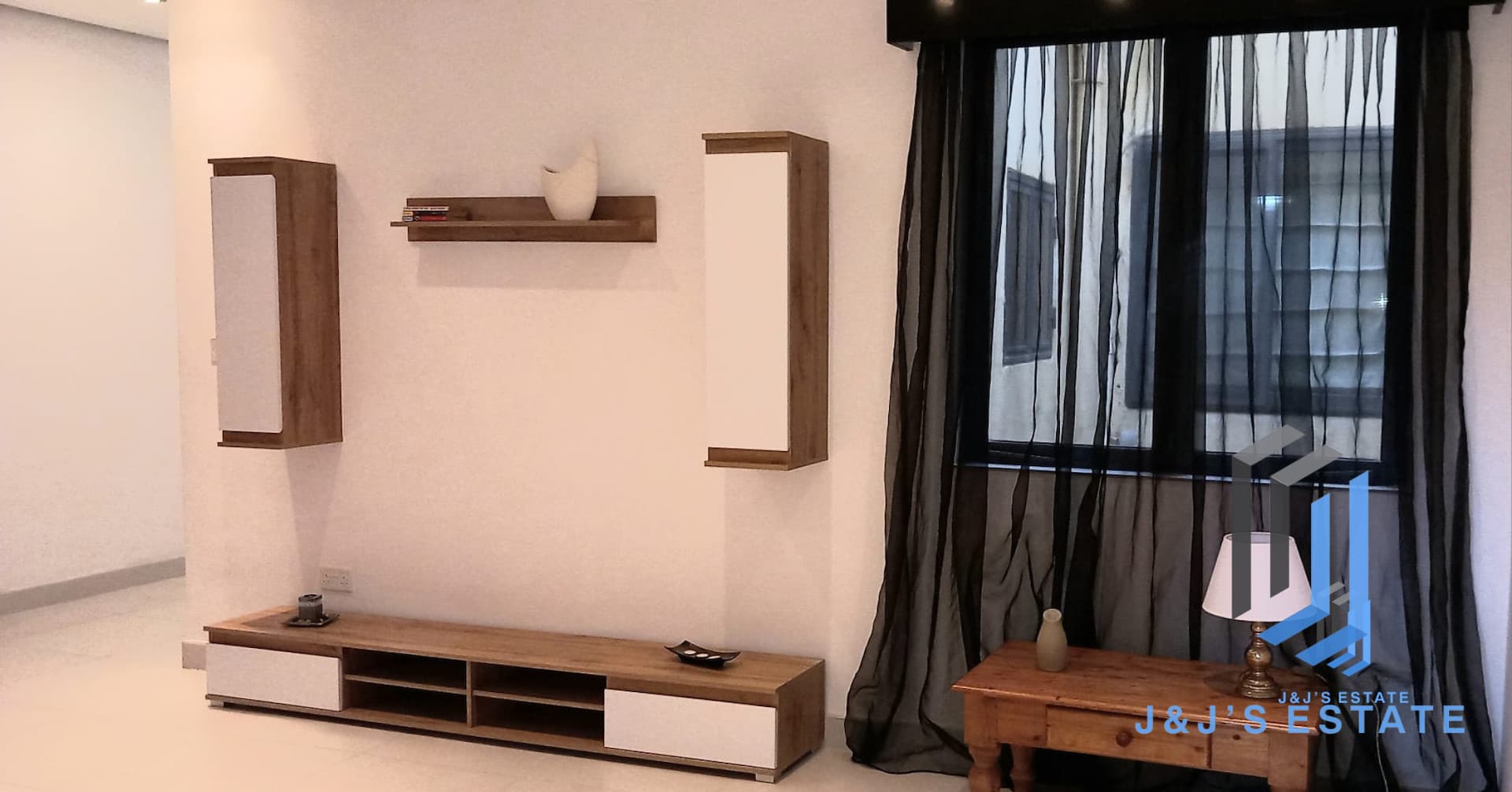 Charming 2-Bedroom Apartment in Qormi · 2