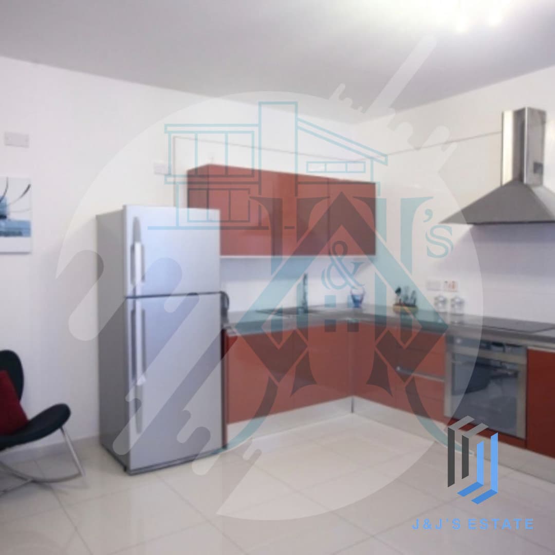 Modern 2-Bedroom Apartment in Swieqi · 3