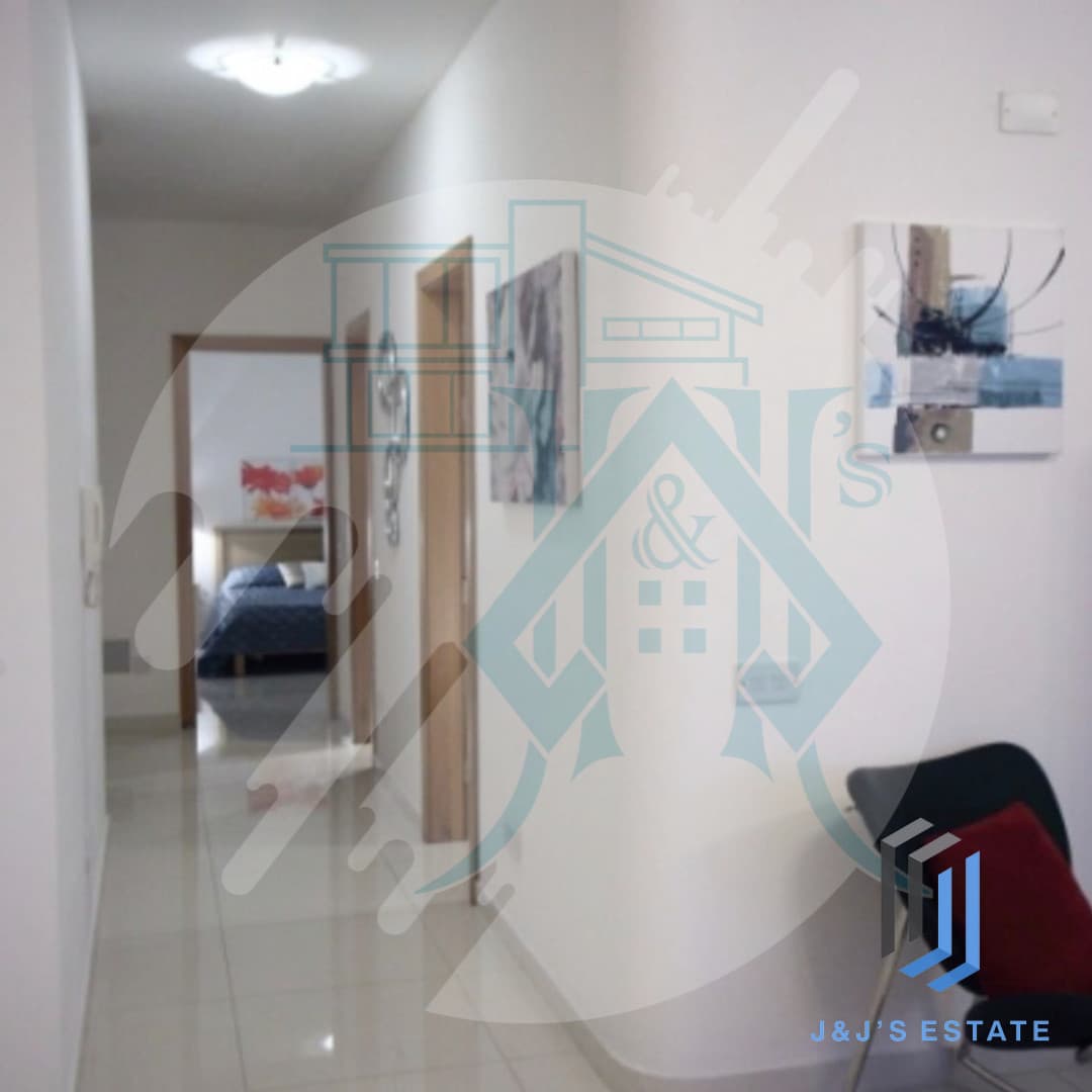 Modern 2-Bedroom Apartment in Swieqi · 4