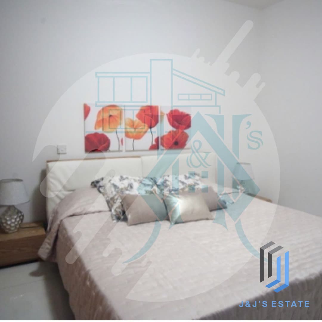 Modern 2-Bedroom Apartment in Swieqi · 5