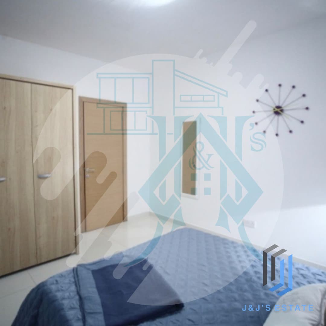 Modern 2-Bedroom Apartment in Swieqi · 10