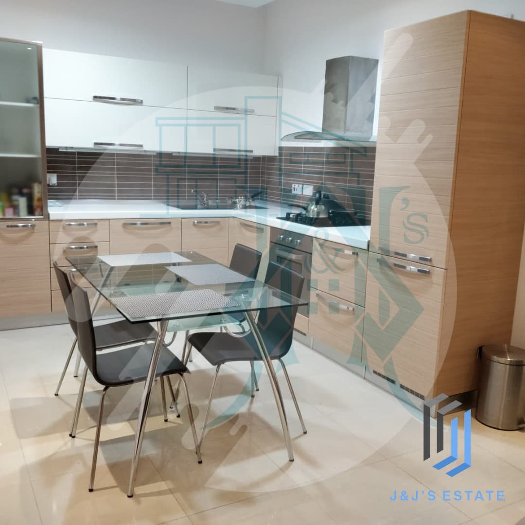 Charming 2-Bedroom Apartment in Sliema · 2