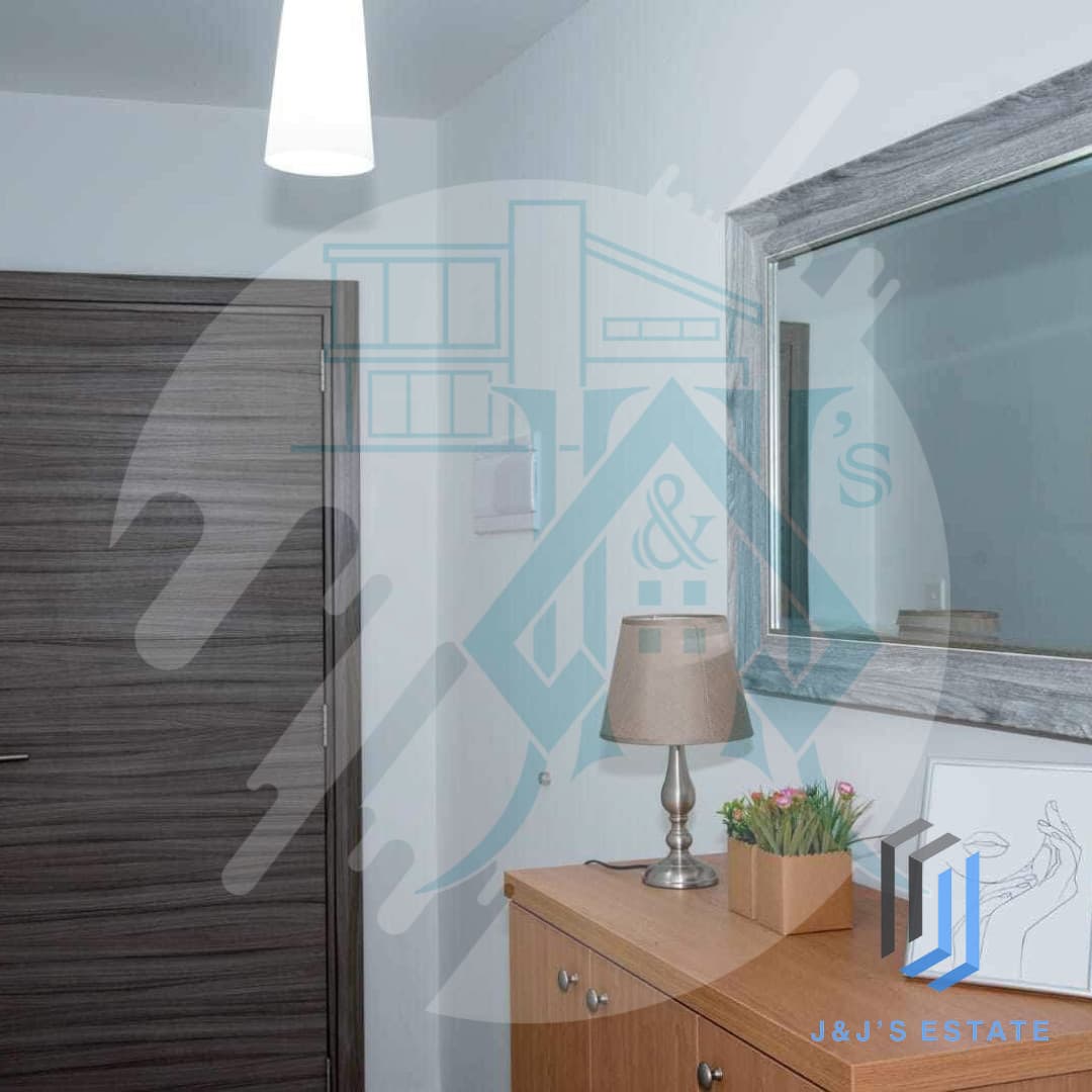 Bright 2-Bedroom Apartment in Msida · 6