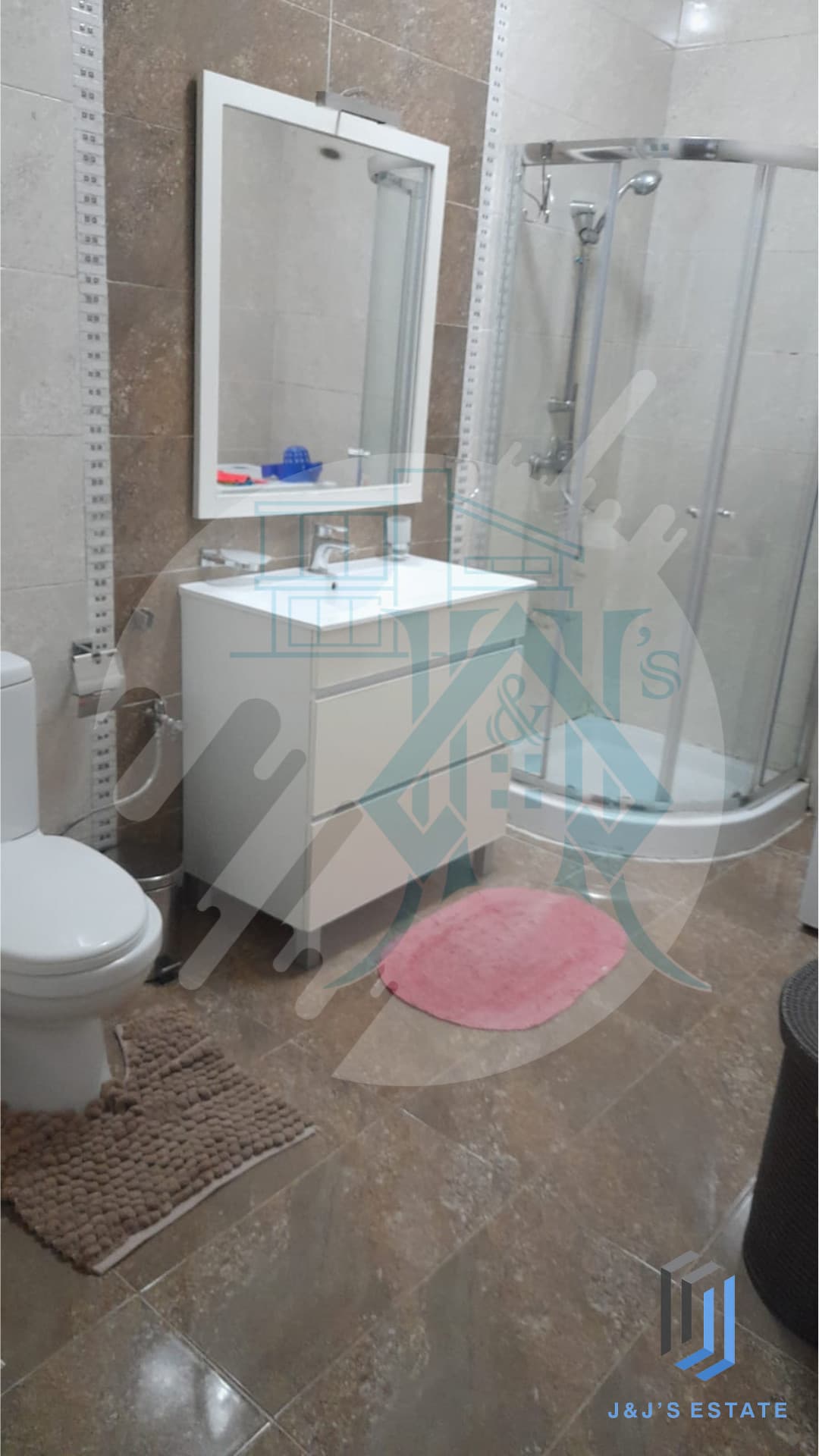 Convenient 2-Bedroom Apartment in Central Sliema · 3