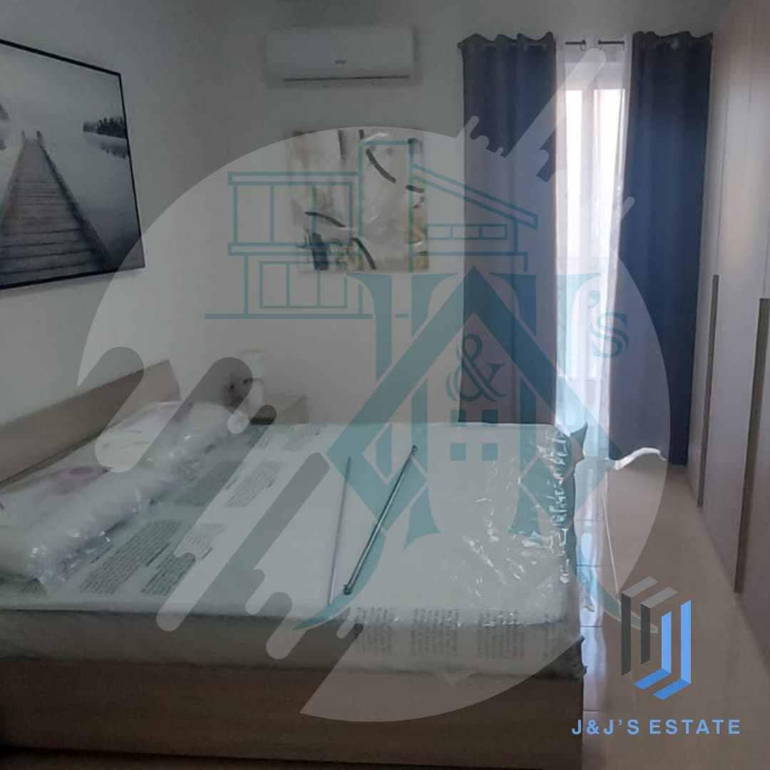 Well-Equipped 2-Bedroom Apartment in Santa Venera · 4