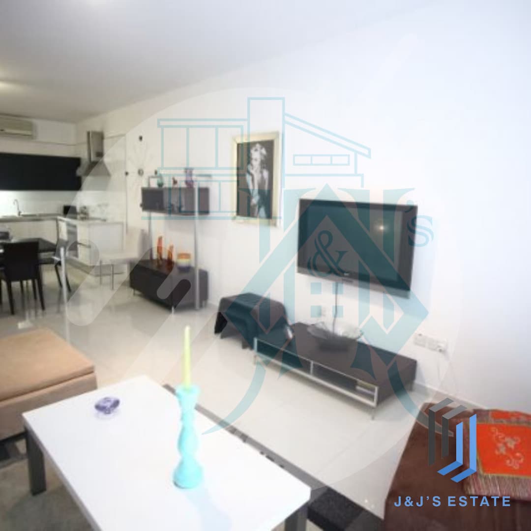 Modern 2-Bedroom Apartment in Central Swieqi · 3