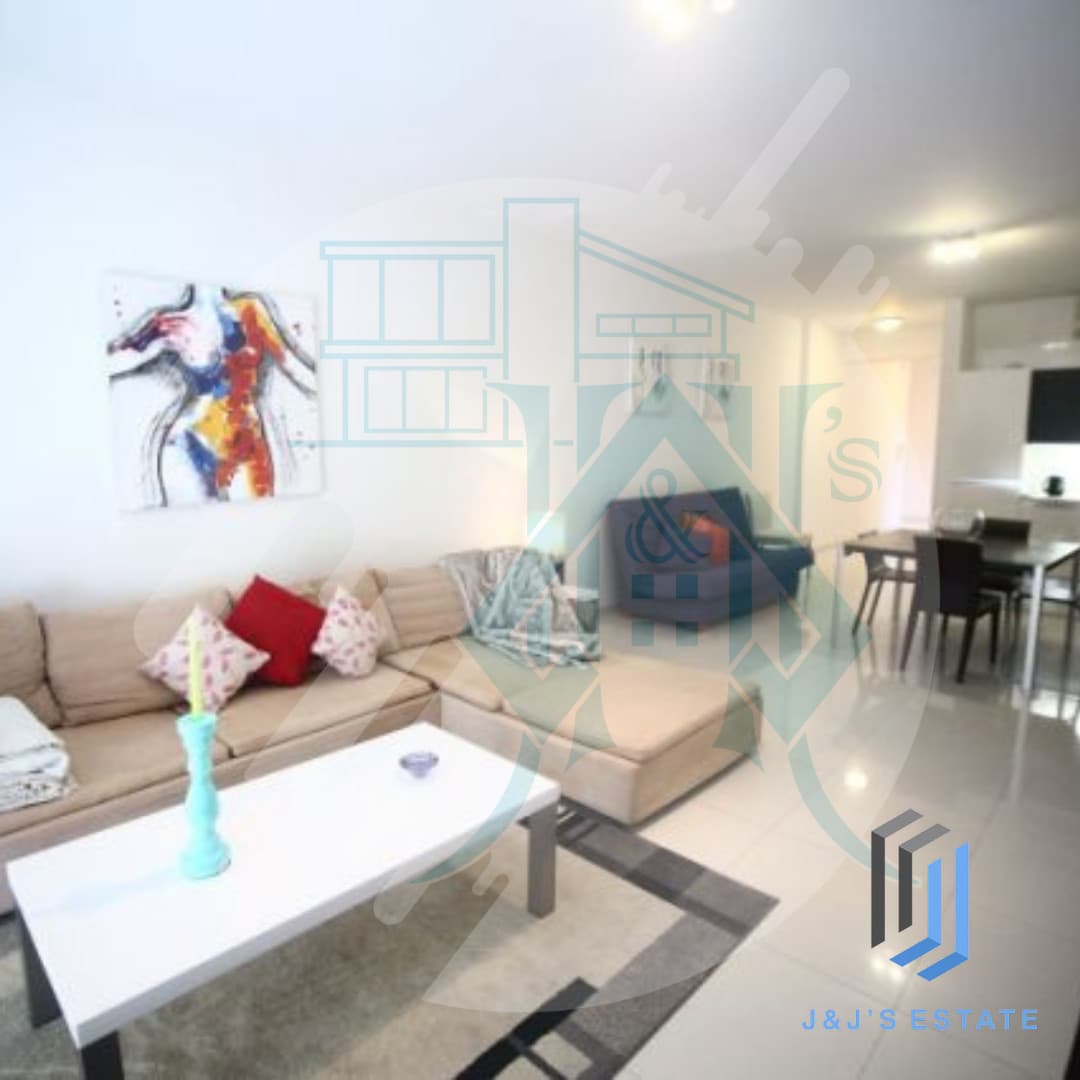 Modern 2-Bedroom Apartment in Central Swieqi · 5