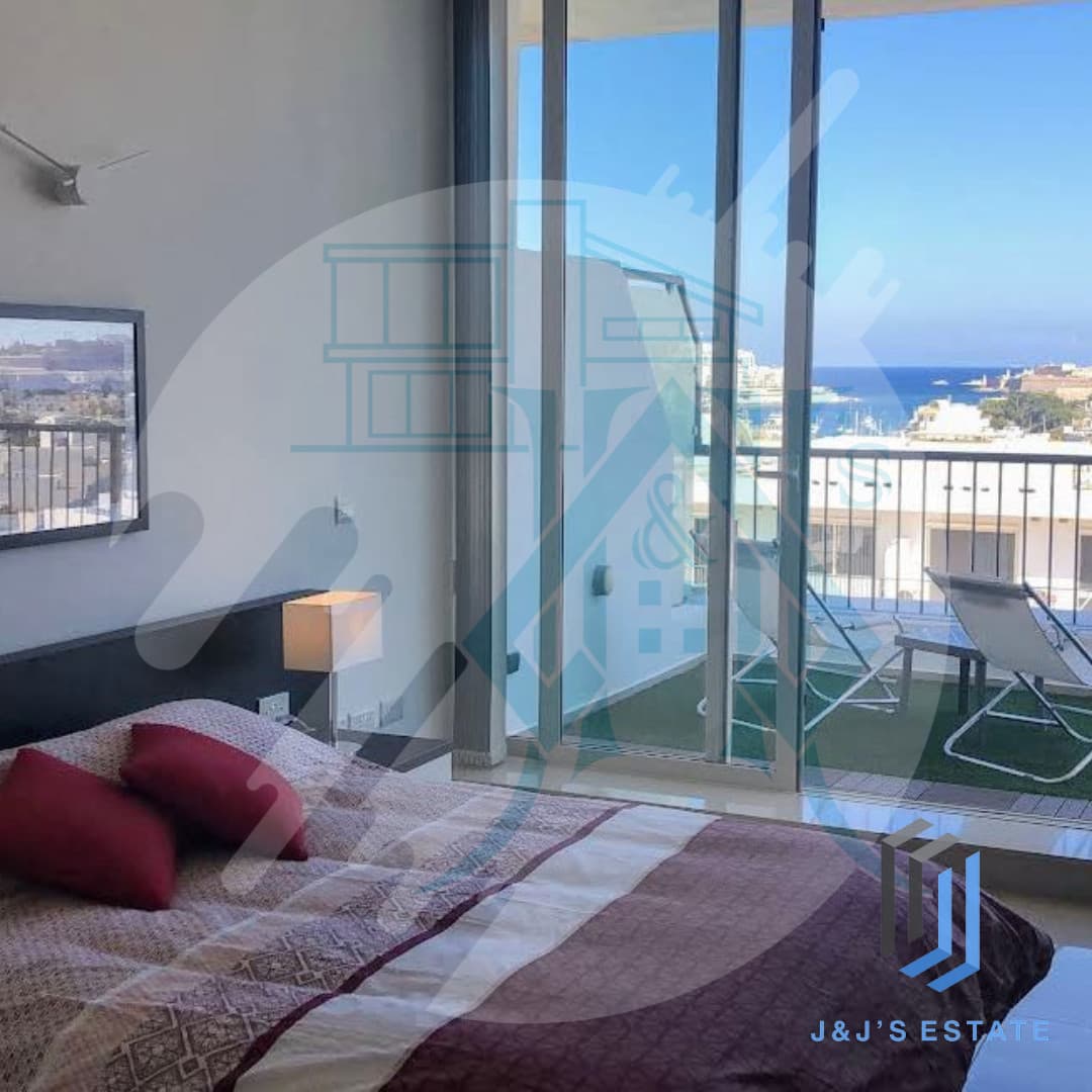 Elegant 2-Bedroom Penthouse in Central Gzira · 3