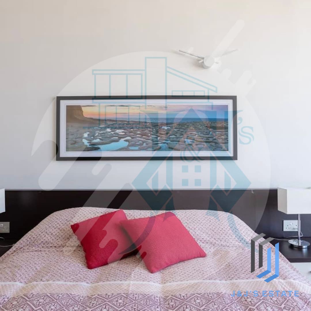 Elegant 2-Bedroom Penthouse in Central Gzira · 6