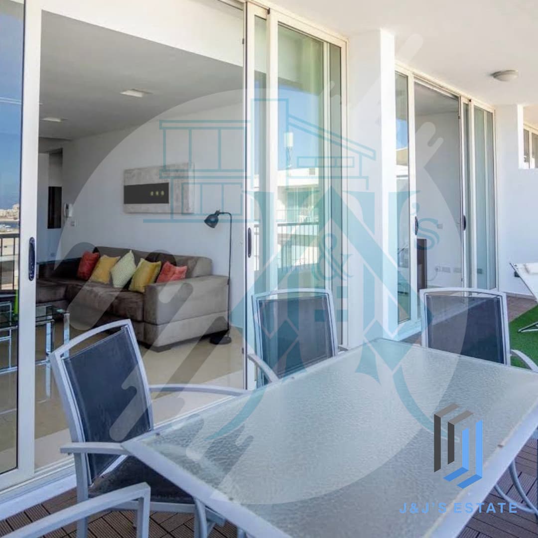 Elegant 2-Bedroom Penthouse in Central Gzira · 7