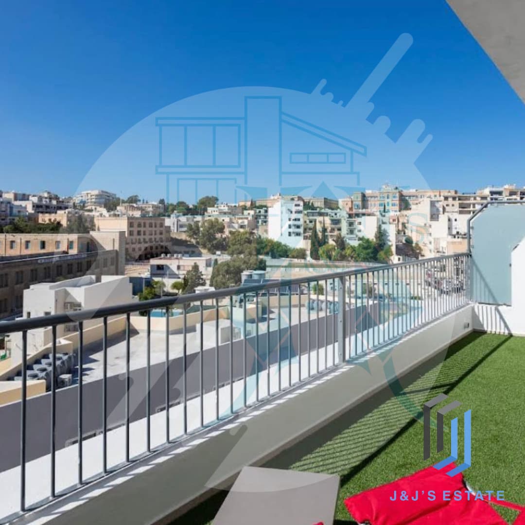 Elegant 2-Bedroom Penthouse in Central Gzira · 10