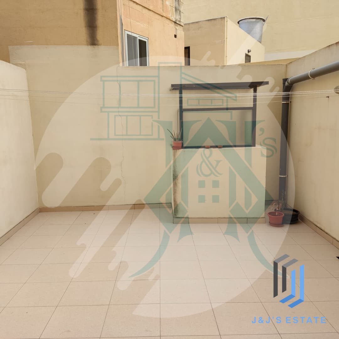 Cozy Apartment in Marsaskala · 6