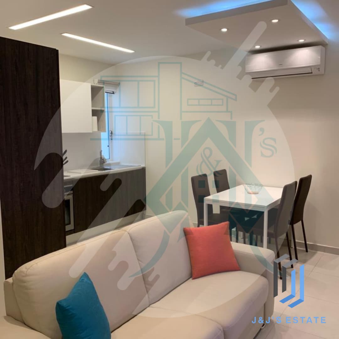Three-bedroom apartment with balconies in central Msida · 1