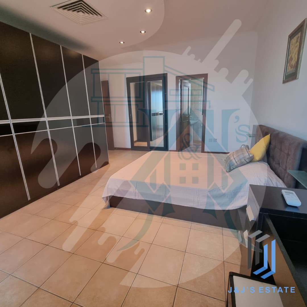 Spacious 3-Bedroom Apartment in Sliema with Sea Views · 3