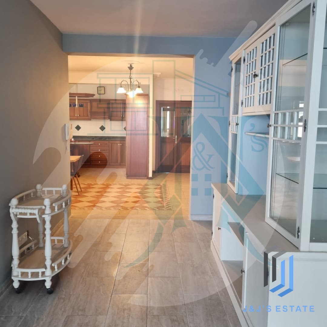 Spacious 3-Bedroom Apartment in Sliema with Sea Views · 4