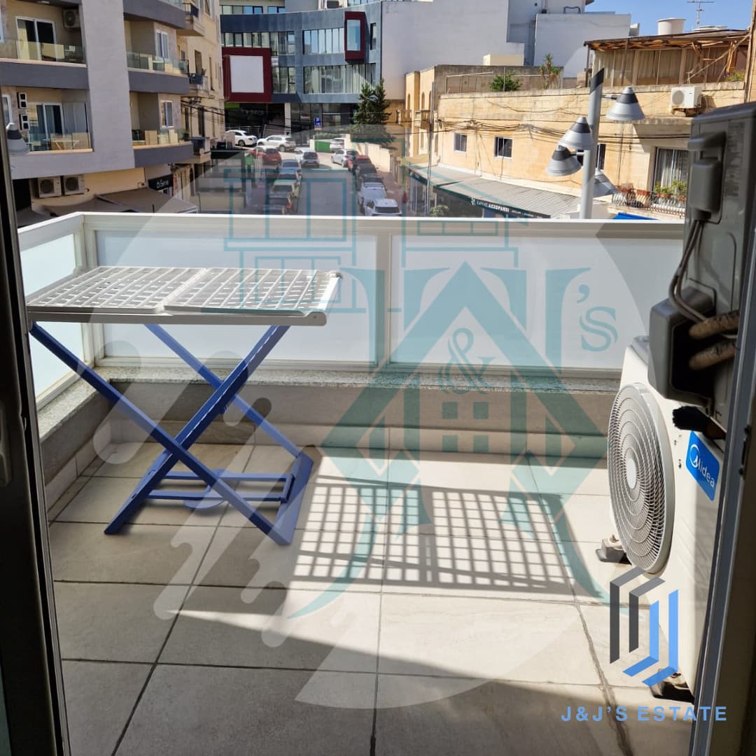 Charming 2-Bedroom Apartment in Ibragg · 5