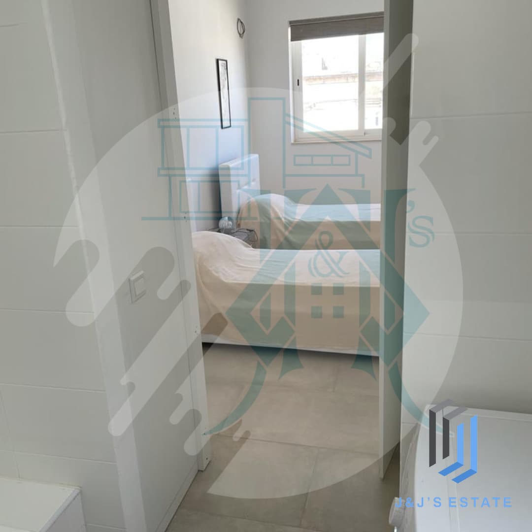 Elegant 3-Bedroom Apartment in Lija · 18