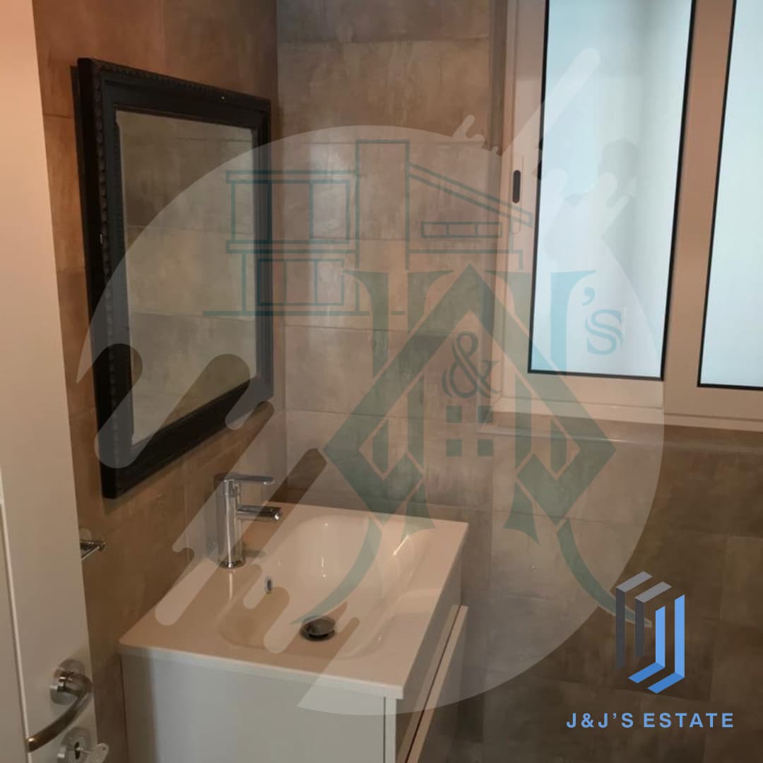 Comfortable 2-Bedroom Apartment in San Gwann with Lift Access · 6