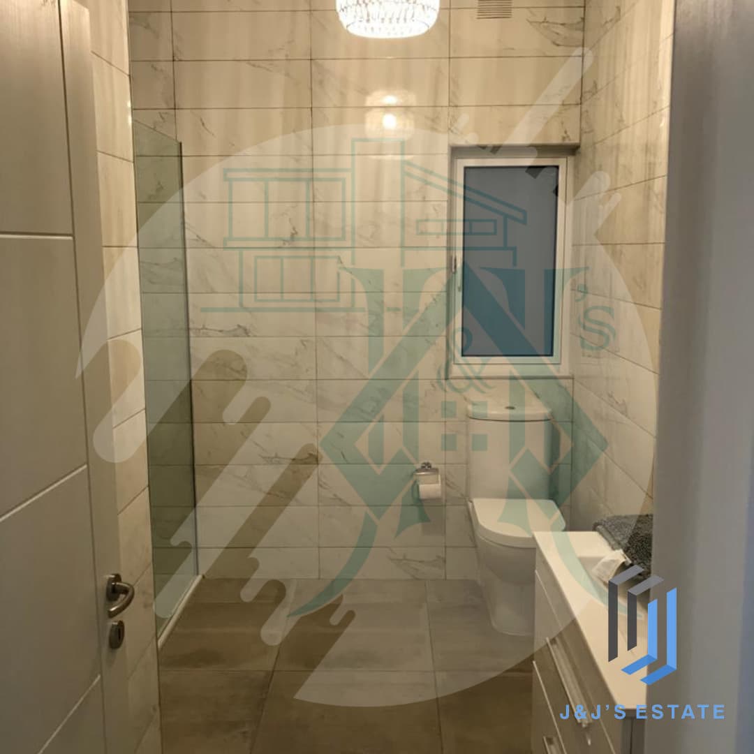 Comfortable 2-Bedroom Apartment in San Gwann with Lift Access · 8