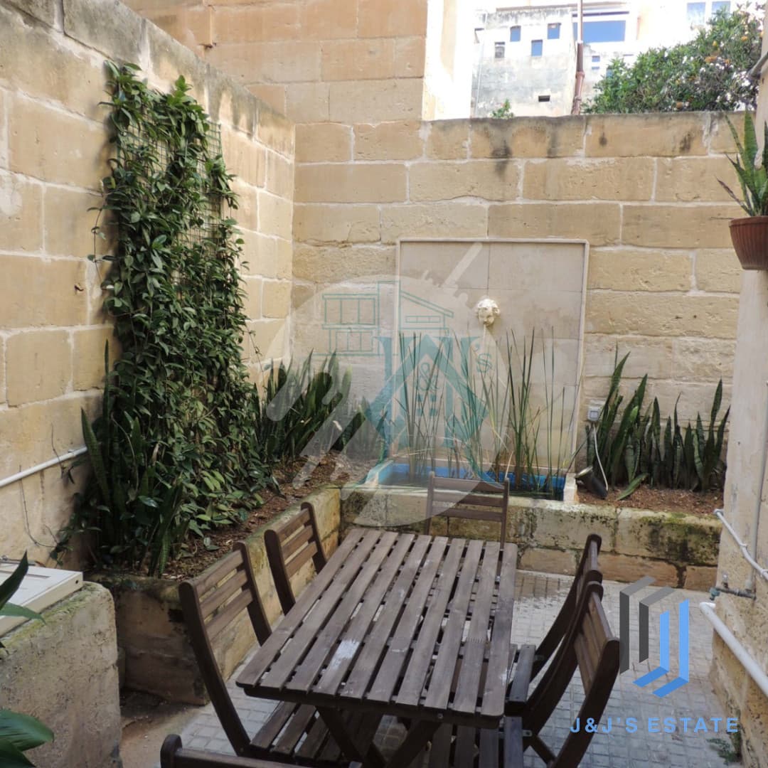 Spacious 4-Bedroom Townhouse in Sliema