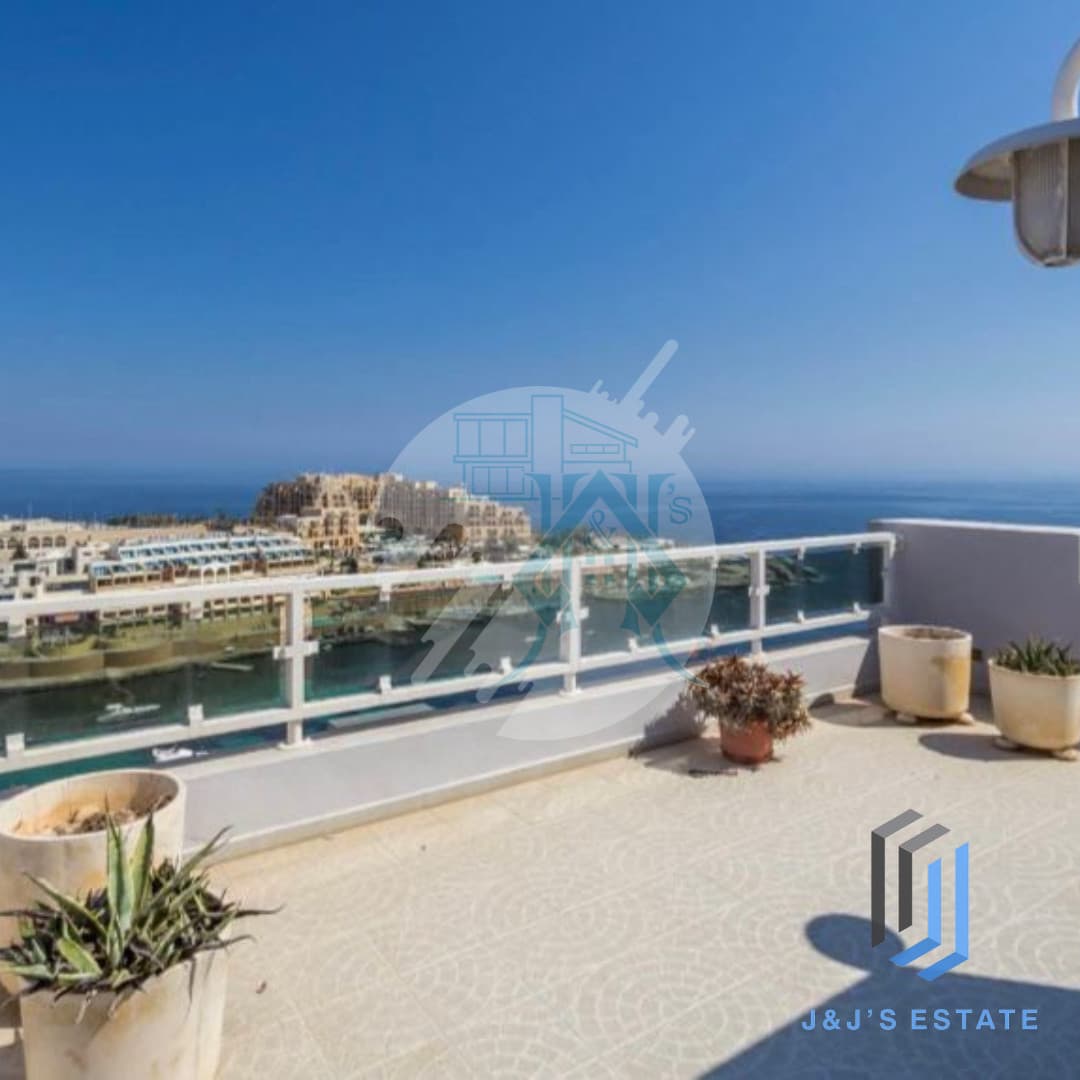 Stunning 2-Bedroom Penthouse in St Julian's with Sea Views