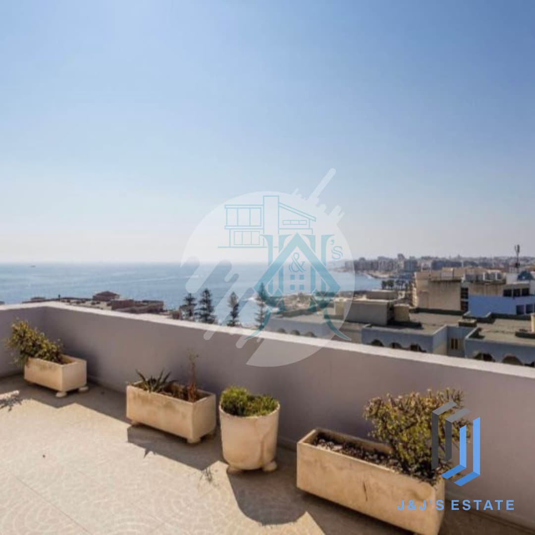 Stunning 2-Bedroom Penthouse in St Julian's with Sea Views · 2