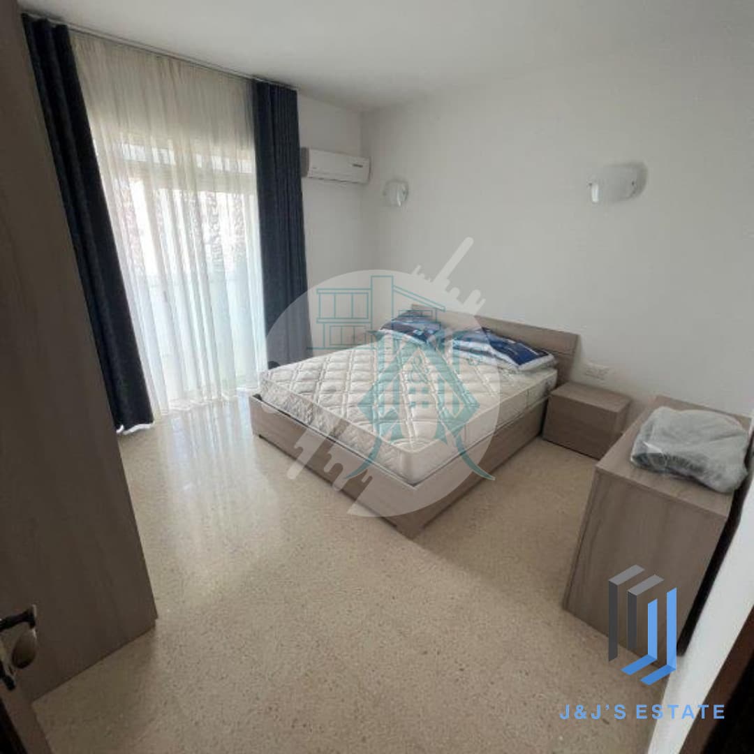 Charming 2-Bedroom Apartment in St Julian's with Garden · 3