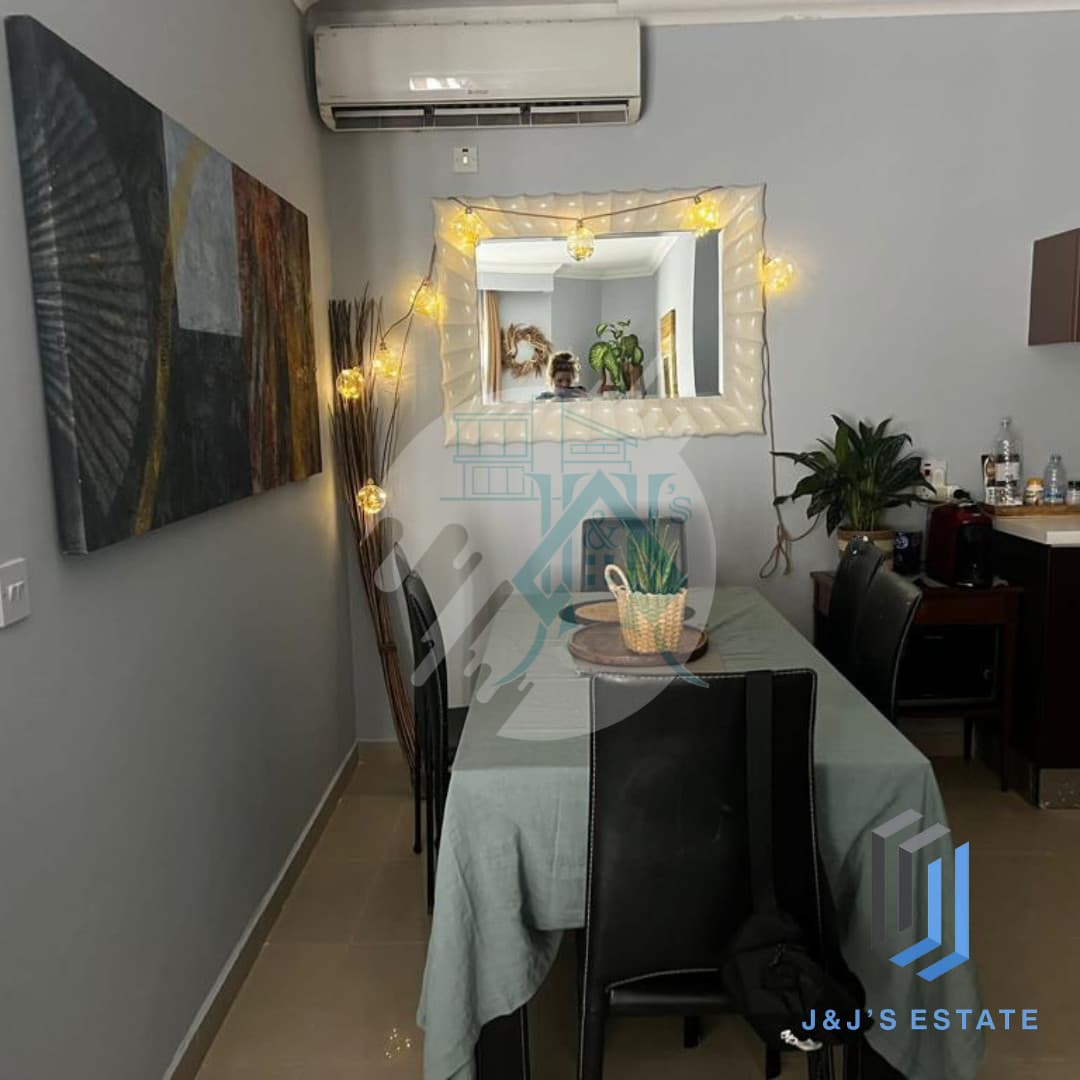 Modern 2-Bedroom Apartment in St Julian's · 3