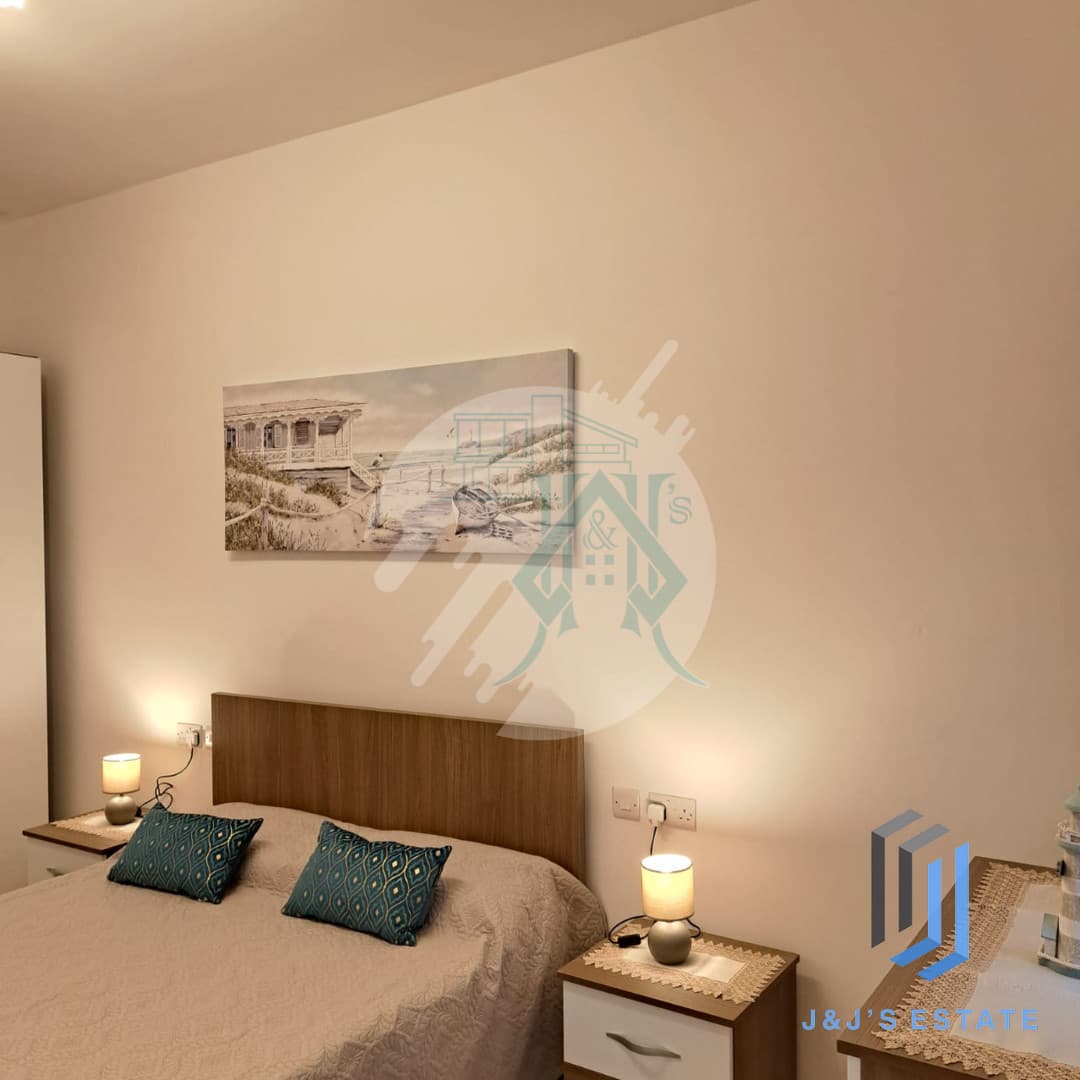 Two-bedroom apartment with air conditioning in Għaxaq · 3