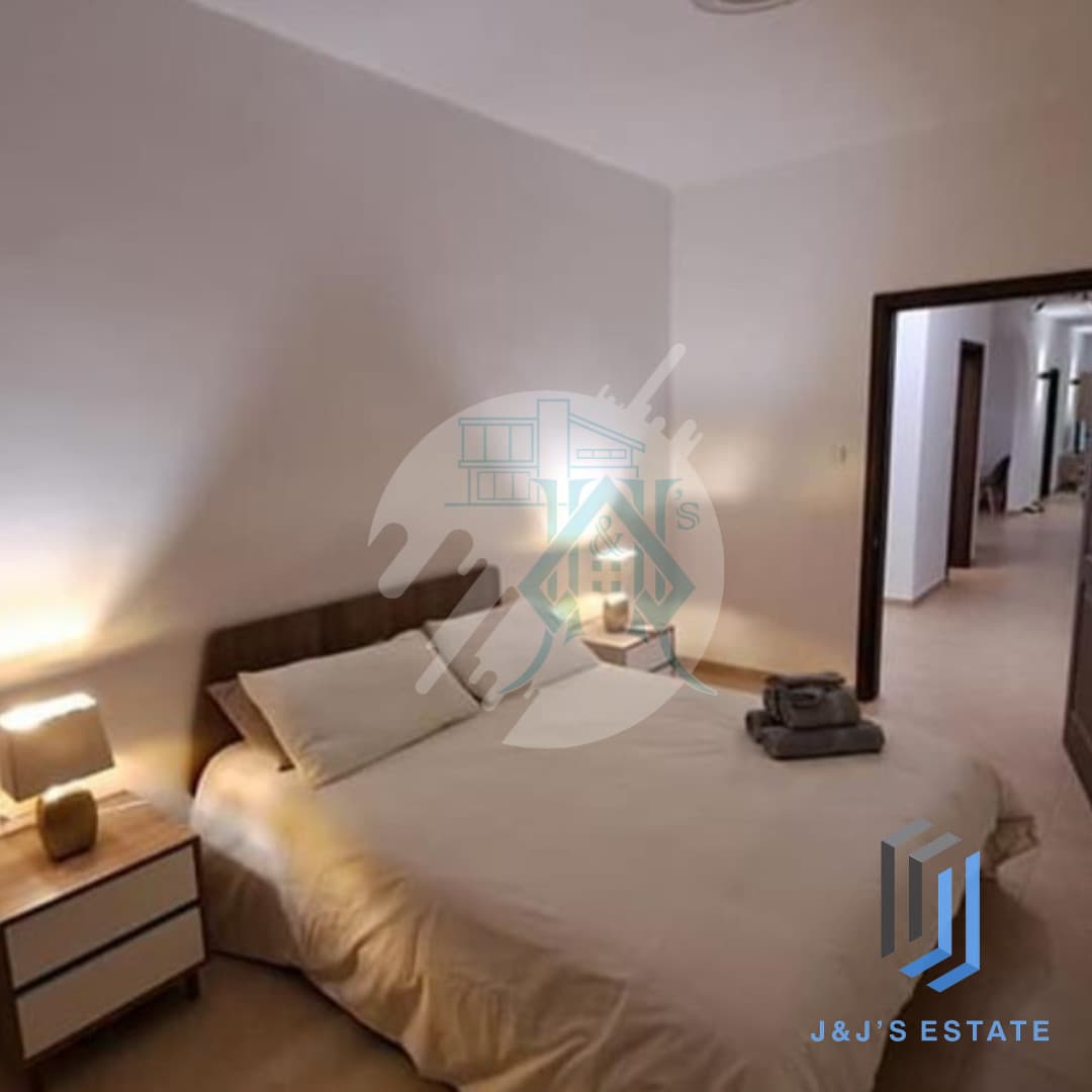 Three-bedroom apartment in central Birkirkara · 4