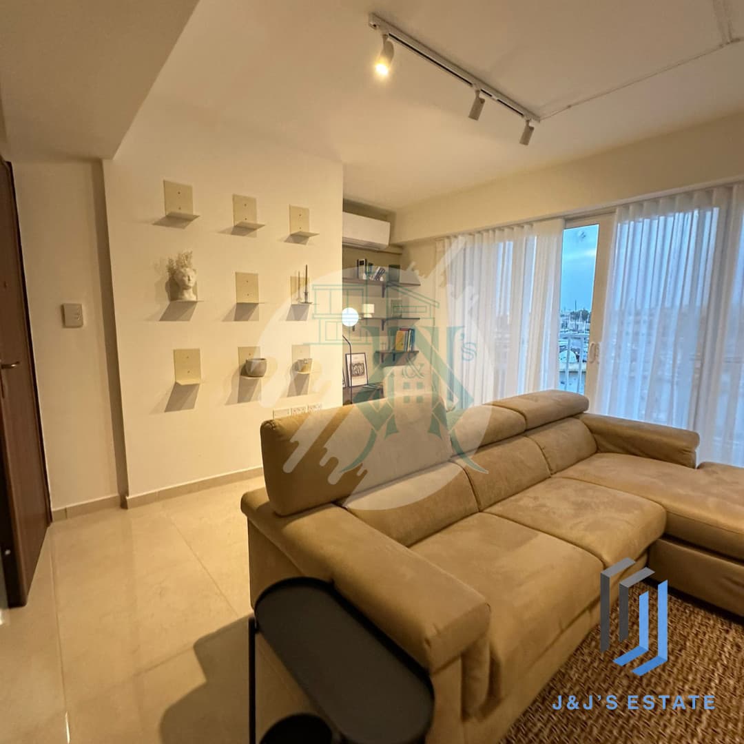Luxurious Sea-Front Apartment in Gzira, Sliema · 3