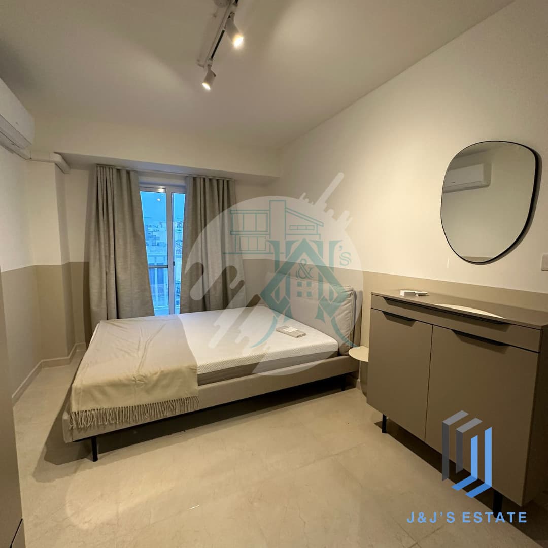 Luxurious 2-Bedroom Apartment near Sliema and Gzira · 5