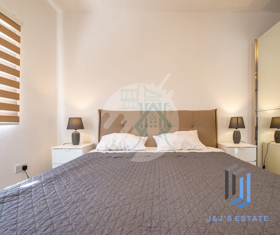 Stylish Apartment in St. Julian’s · 3