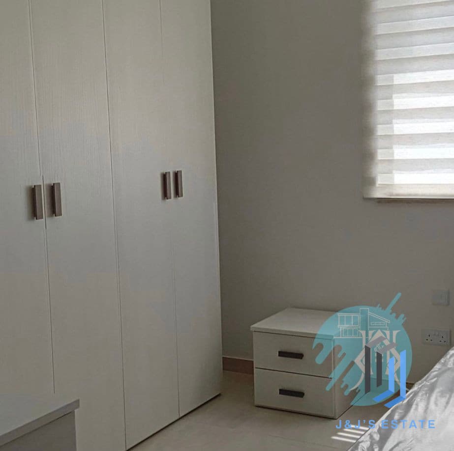 Three-bedroom apartment with balcony in central Birkirkara · 7