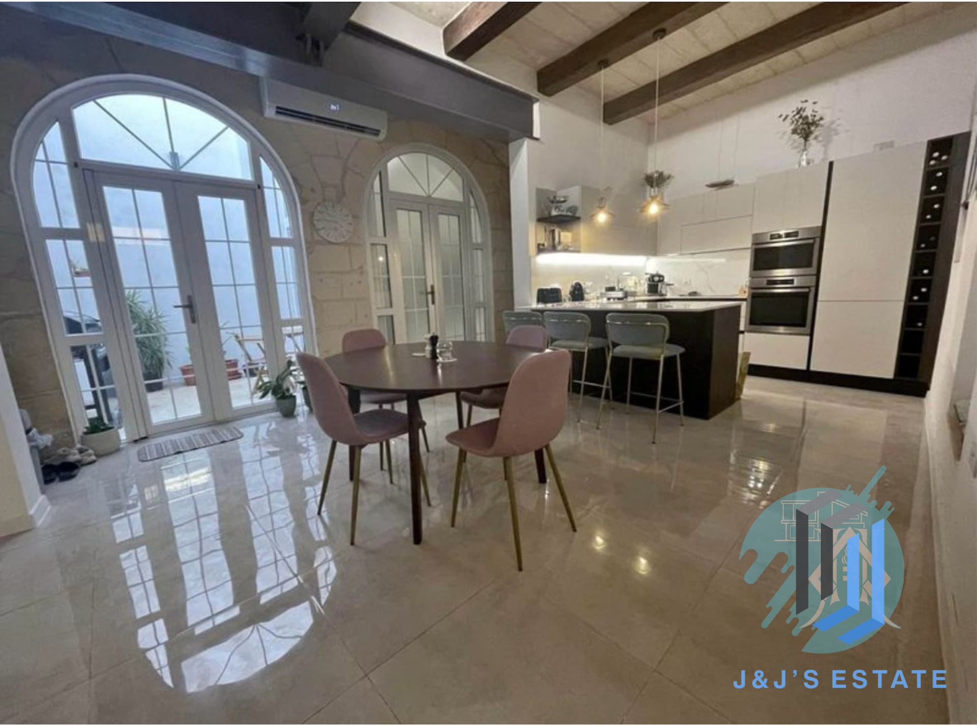 Charming House of Character in Naxxar – Mosta Border · 2