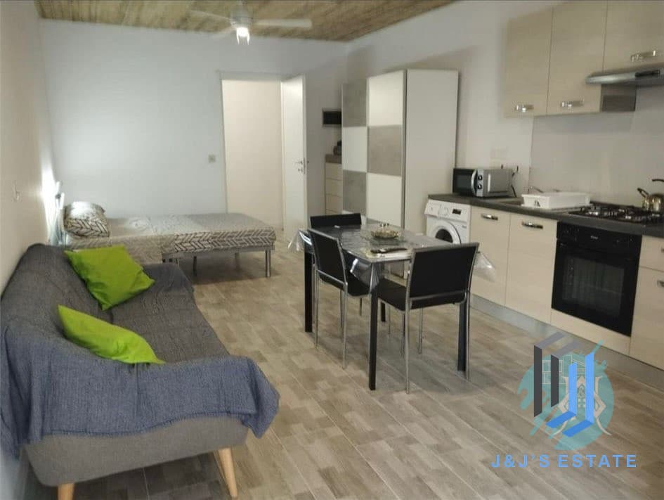 Modern Studio Maisonette in St Julian’s