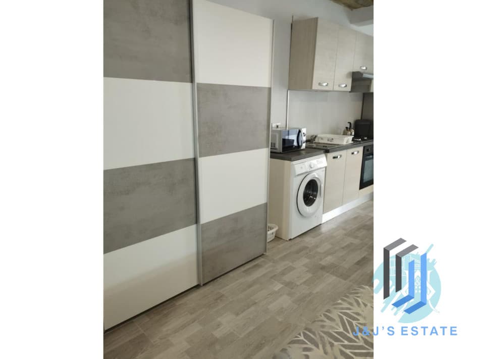 Modern Studio Maisonette in St Julian’s · 4