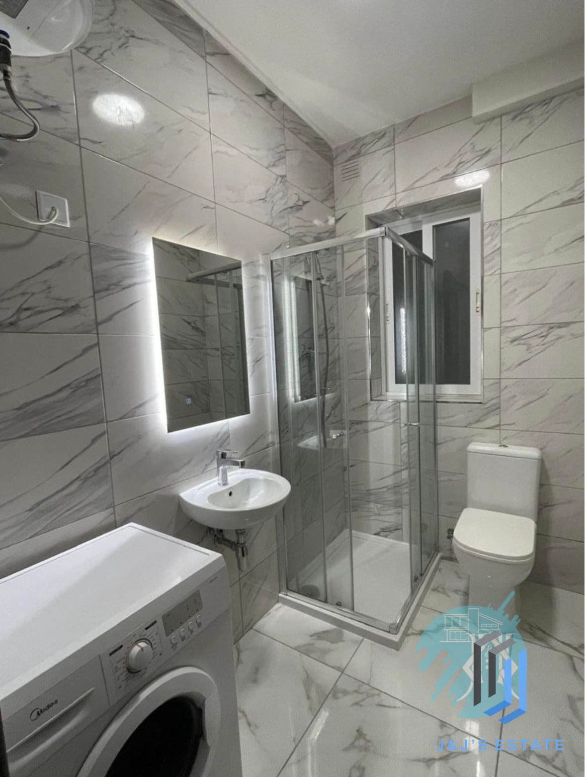 Modern 1-Bedroom Apartment in San Gwann with Lift Access